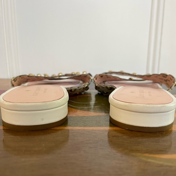 KATE SPADE White Leather Faye Sandals with Gold Bead Accents. Size 9. - Picture 7 of 8